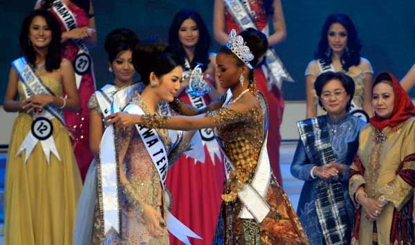 miss puteri indonesia 2011 winner maria selena