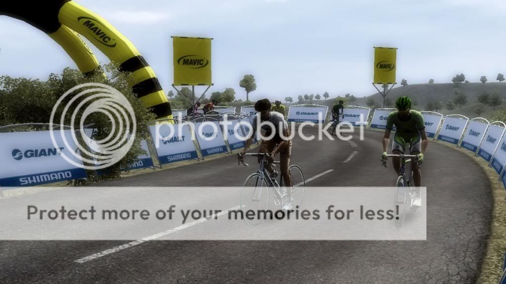 i953.photobucket.com/albums/ae19/leolebanov/MTN-Qhubeka/Volta%20ao%20Algarve/Stage%203/PCM0014_zps8b8fc081.jpg